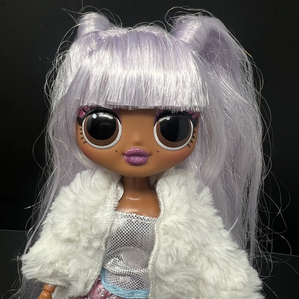 MGA LOL Surprise OMG Remix Kitty K 9 inch Silver Fashion Doll Articulated
